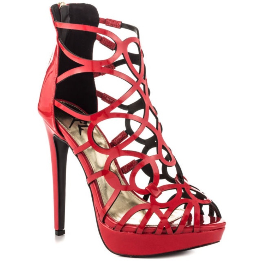 - NWOT Lust For Life Caged Heels
